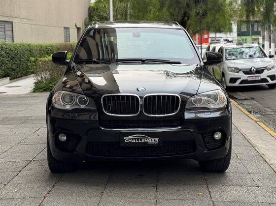 BMW X5 4.4 4X4 50I SPORT V8 32V GASOLINA 4P AUTOMÁTICO